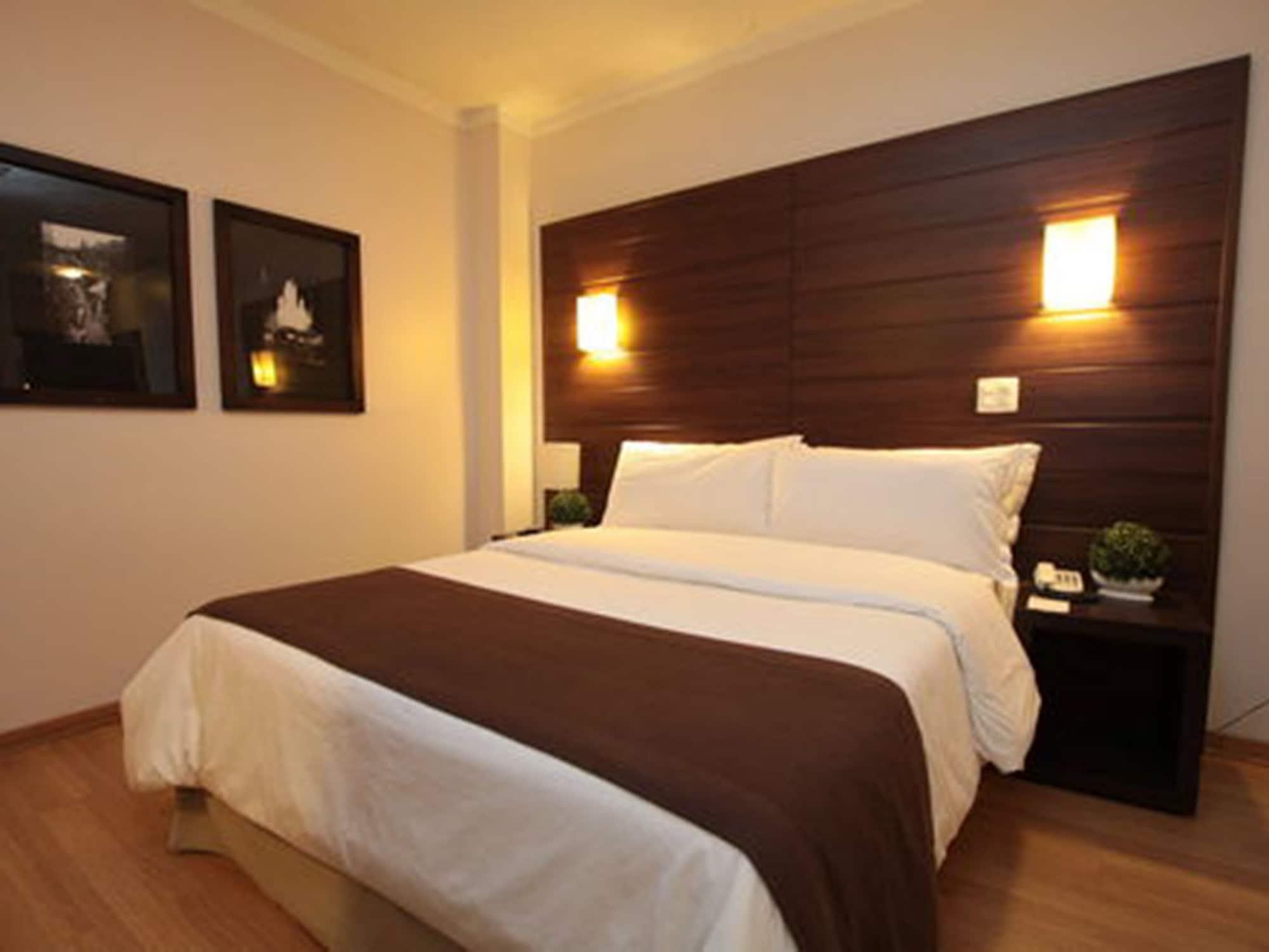 ריבייראו פרטו Oasis Tower Hotel מראה חיצוני תמונה