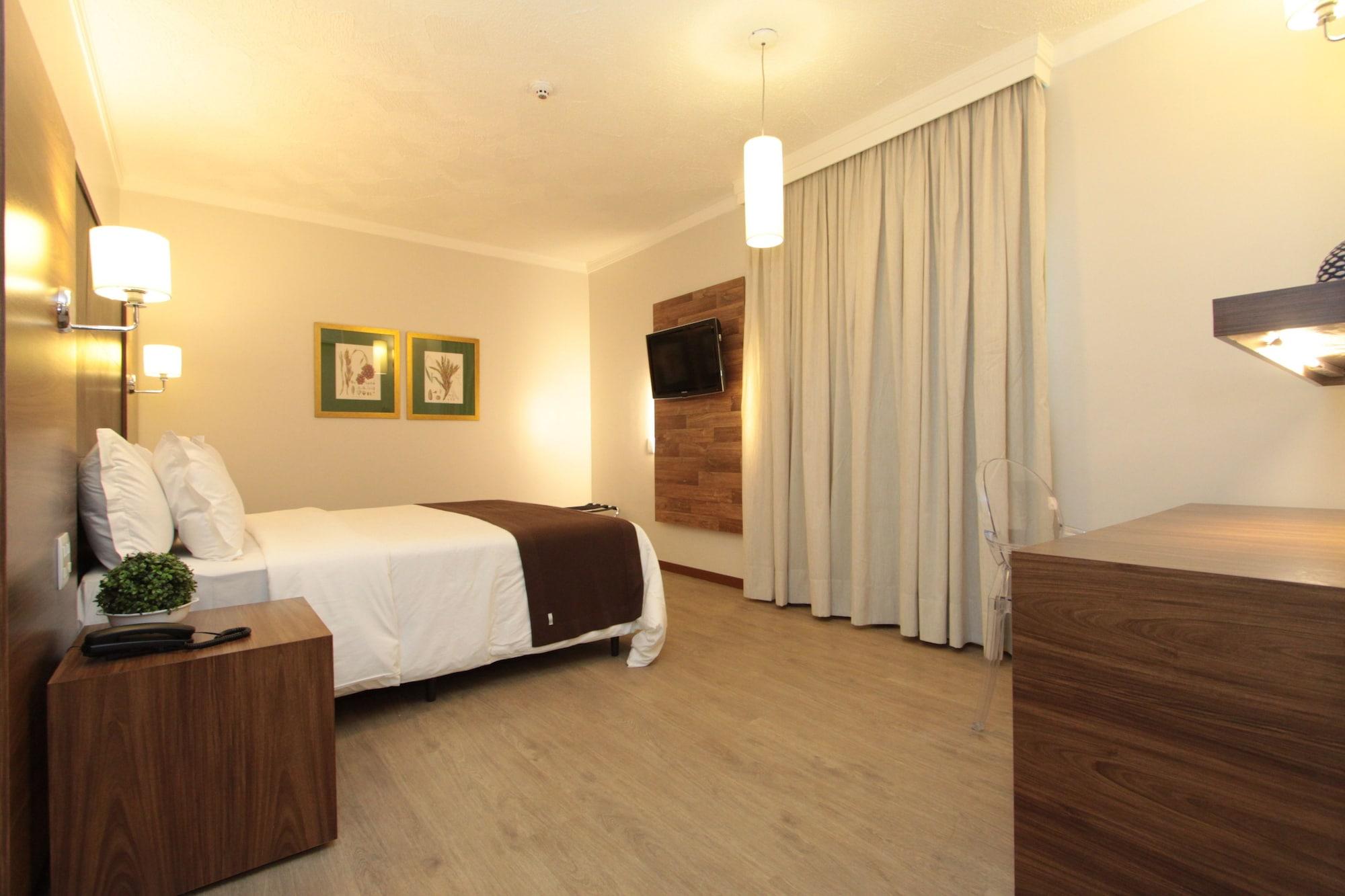 ריבייראו פרטו Oasis Tower Hotel מראה חיצוני תמונה