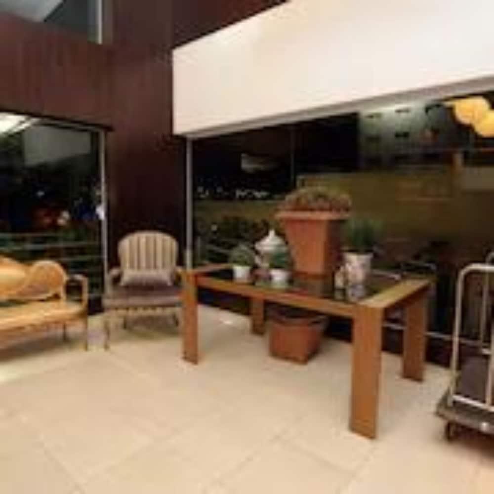 ריבייראו פרטו Oasis Tower Hotel מראה חיצוני תמונה