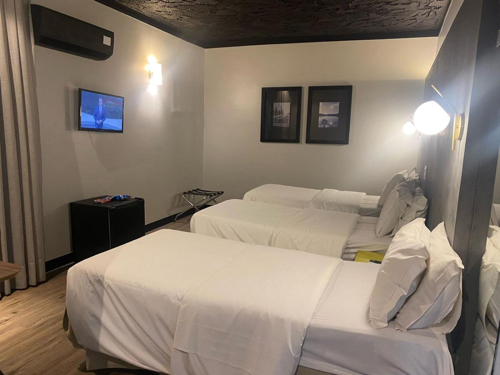 ריבייראו פרטו Oasis Tower Hotel מראה חיצוני תמונה