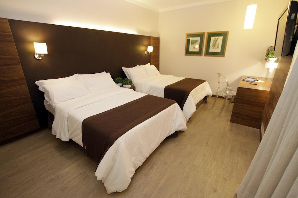 ריבייראו פרטו Oasis Tower Hotel מראה חיצוני תמונה
